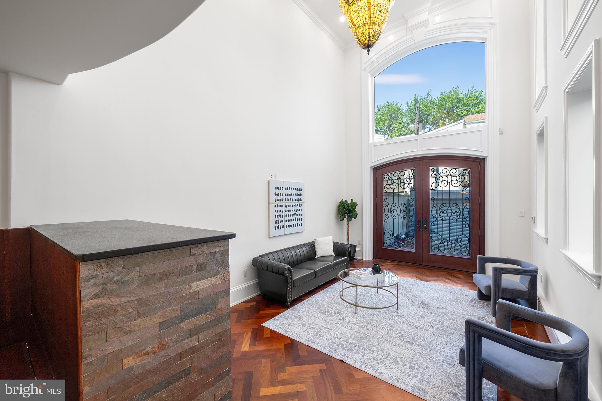 BELLA VISTA - Residential