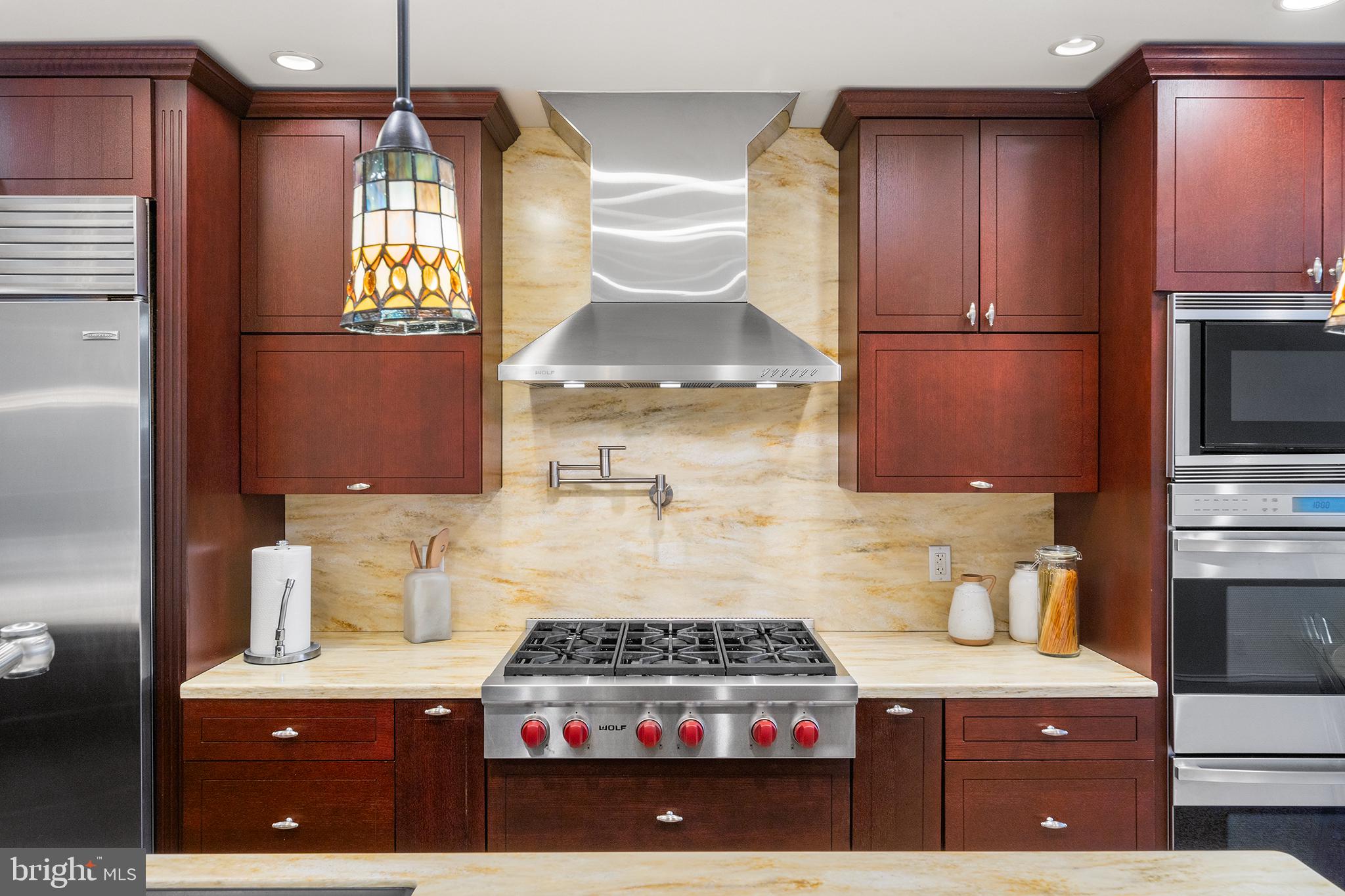 BELLA VISTA - Residential