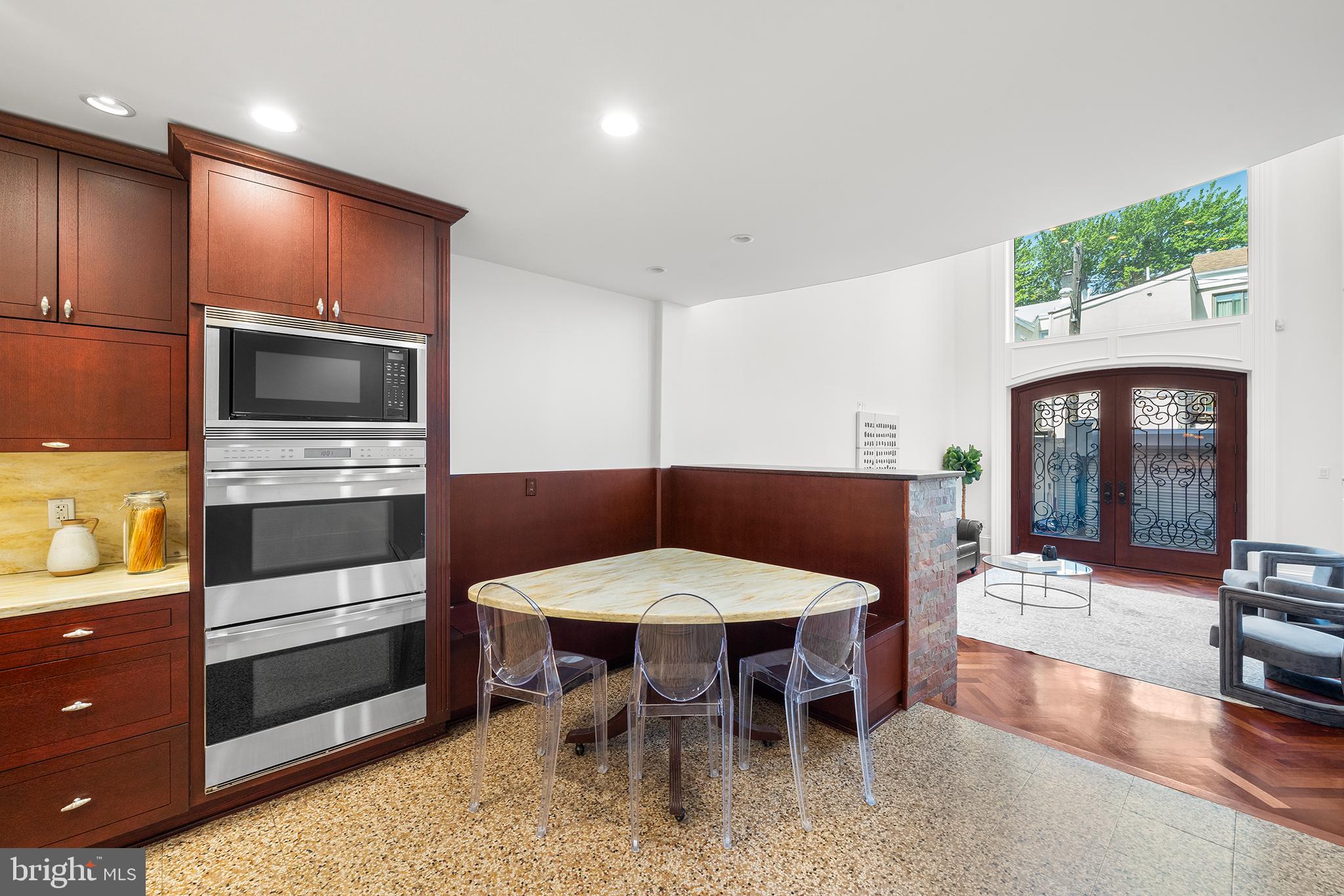 BELLA VISTA - Residential