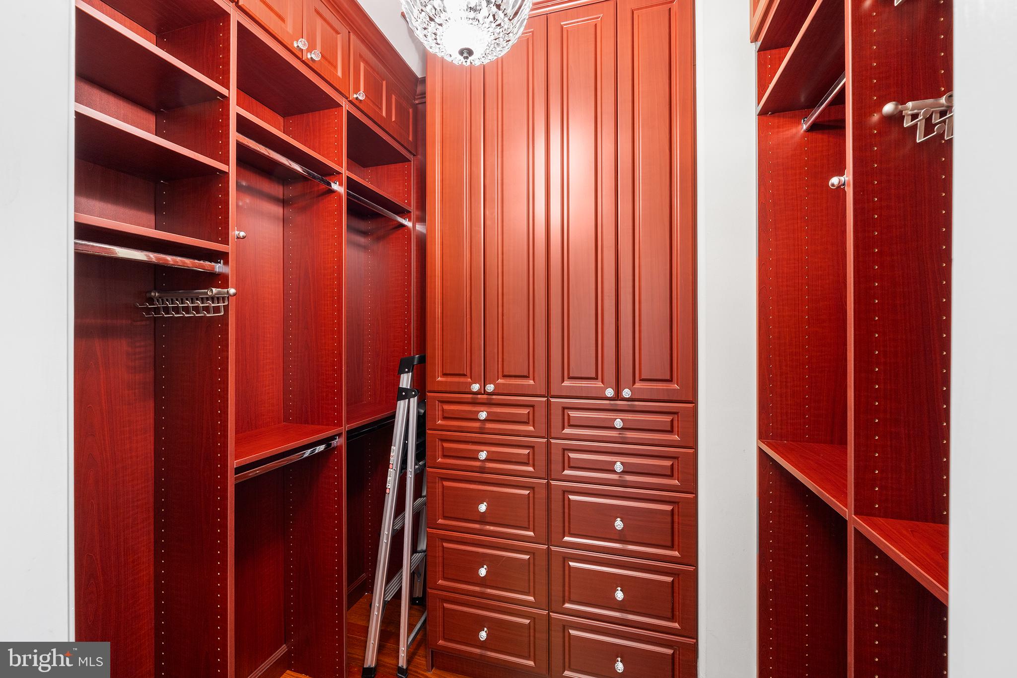 BELLA VISTA - Residential