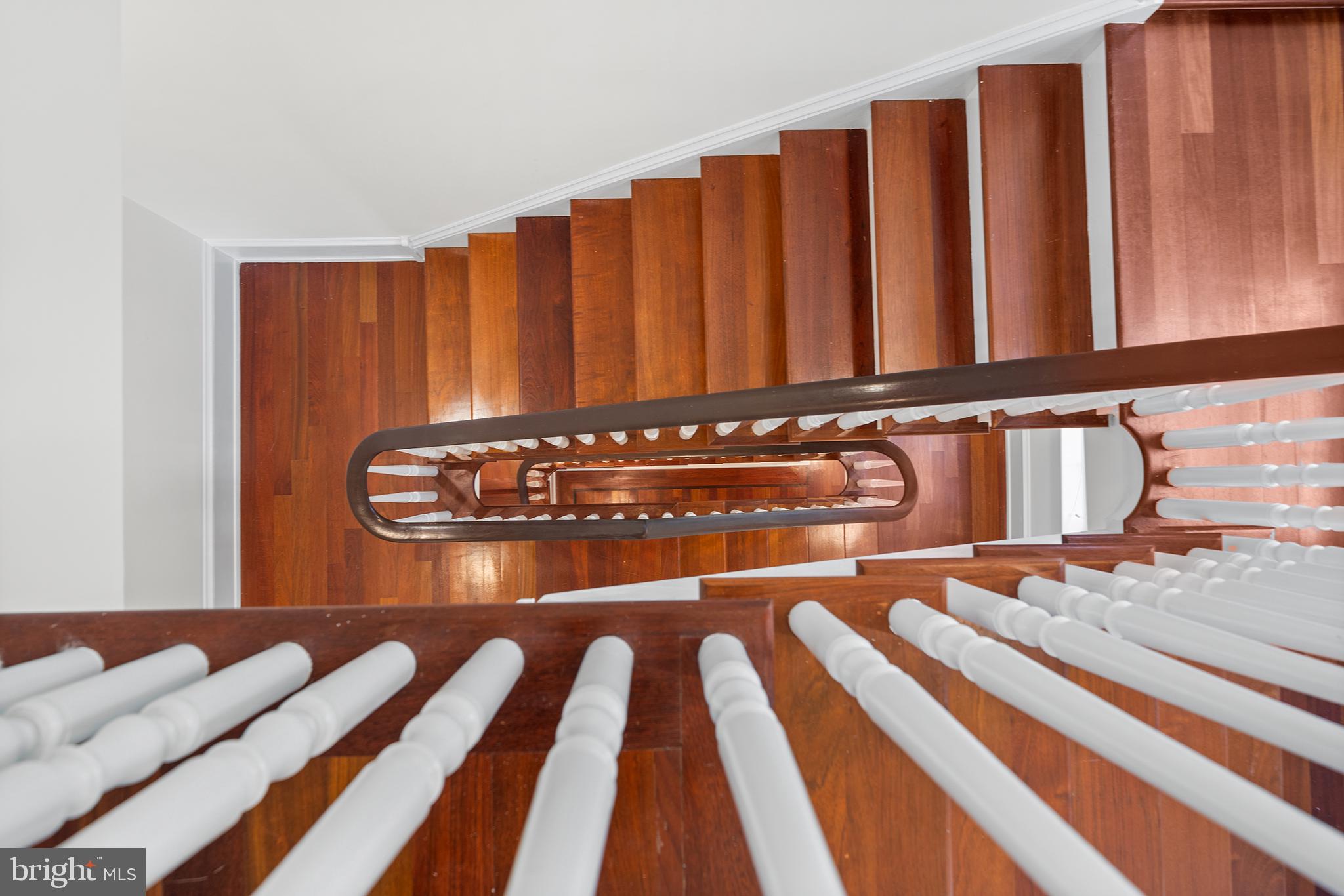 BELLA VISTA - Residential