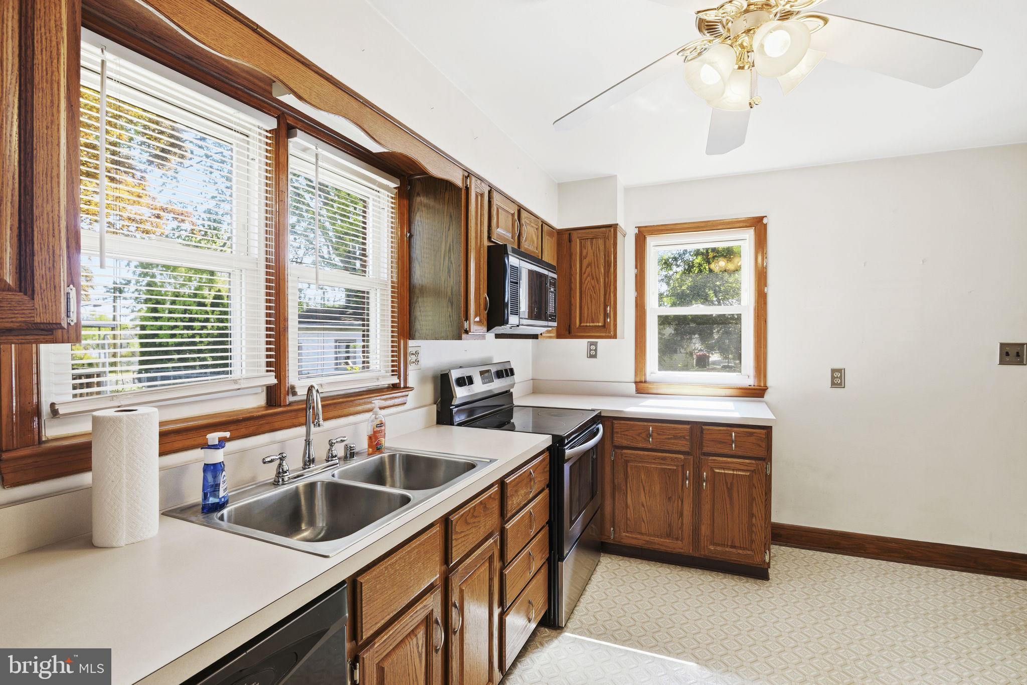 HOWARD PARK - Residential