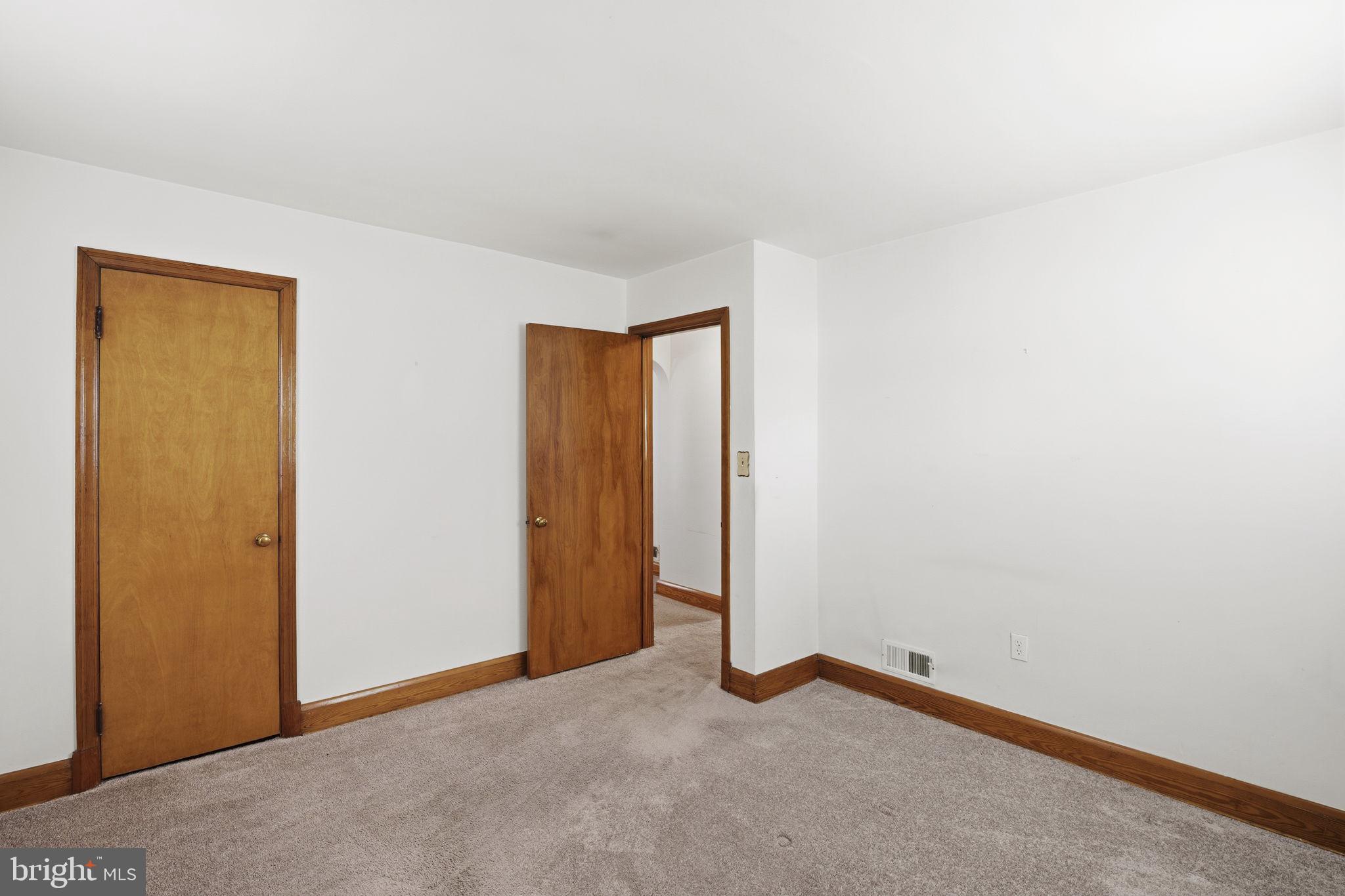 HOWARD PARK - Residential