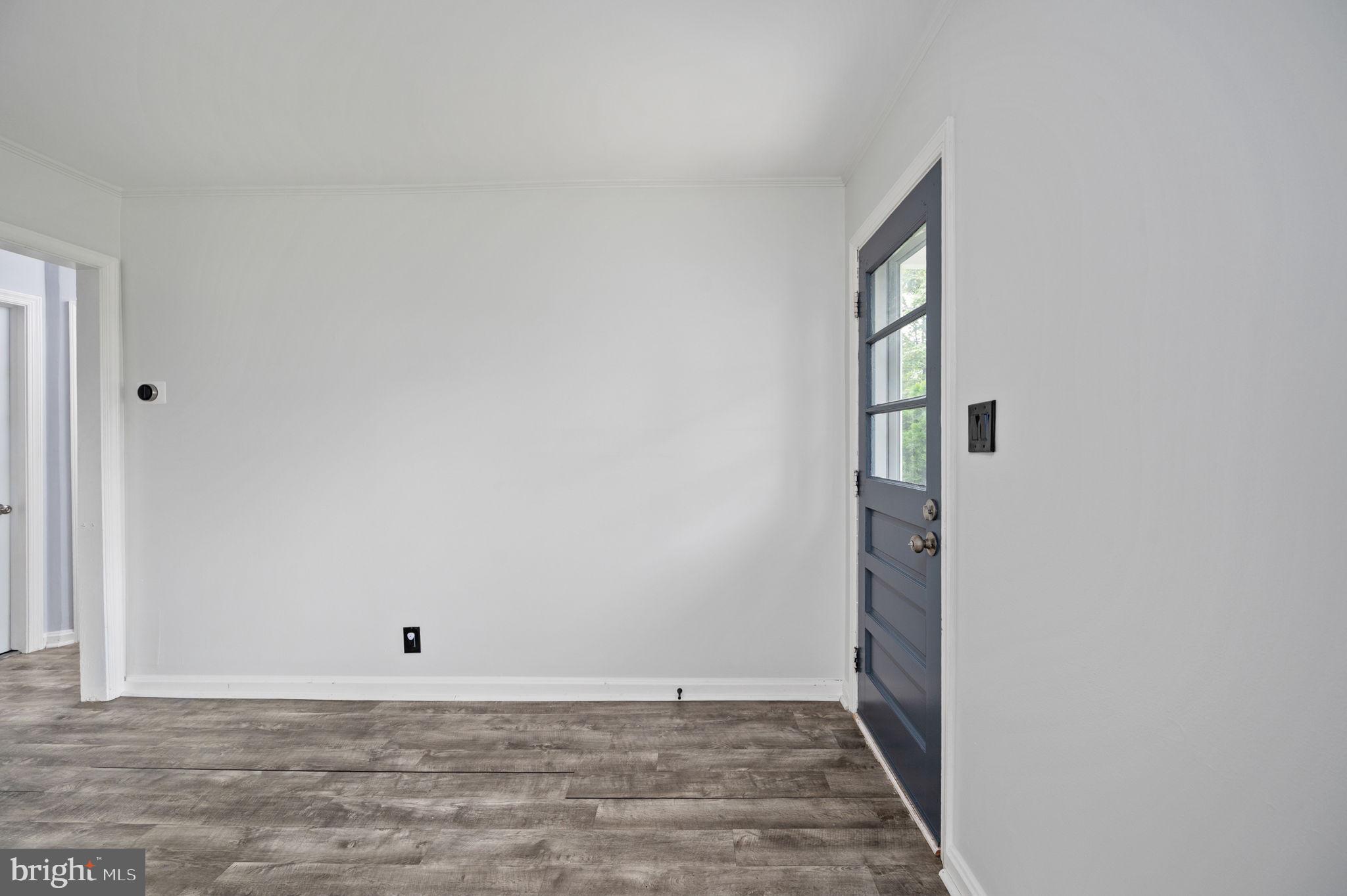 122 HILLCREST DRIVE