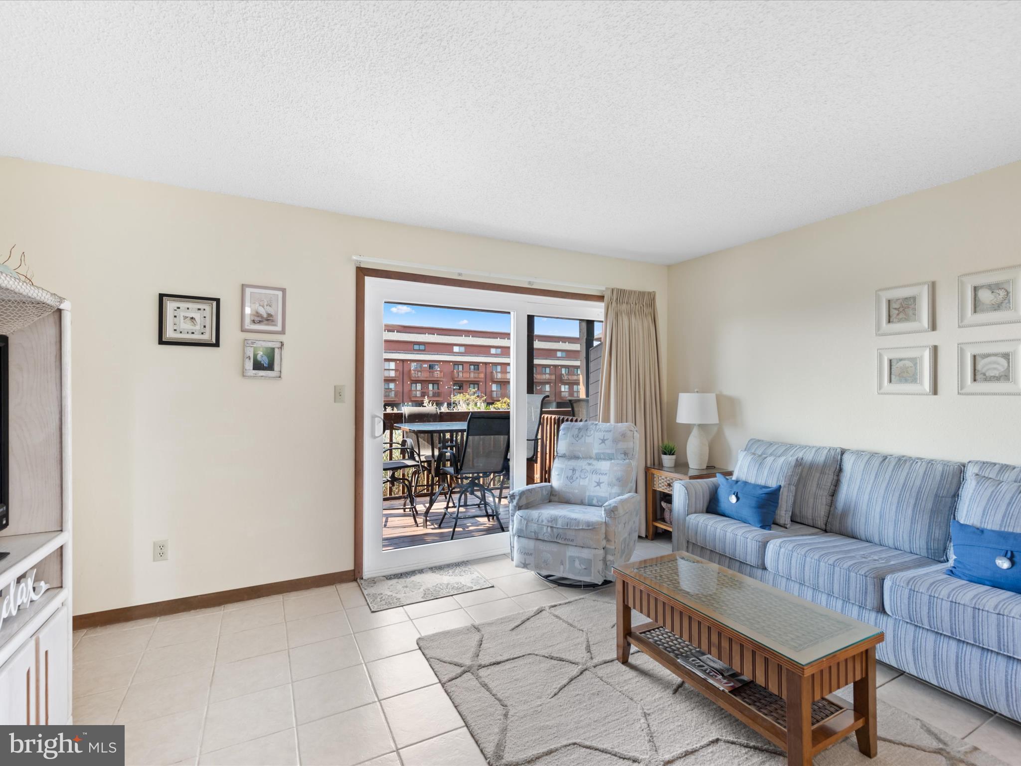 SUNSET LANDING - Residential