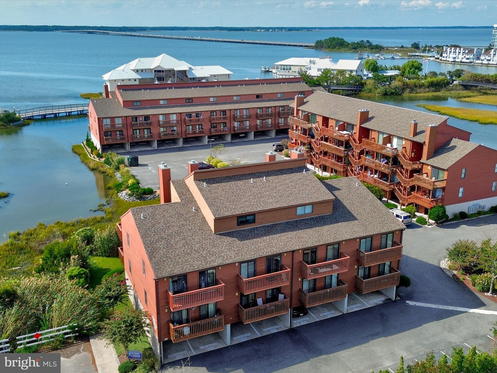 SUNSET LANDING - Residential