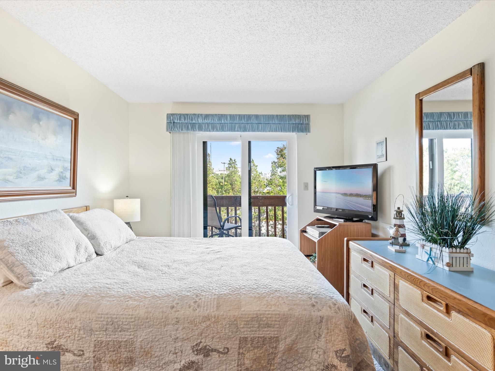 SUNSET LANDING - Residential