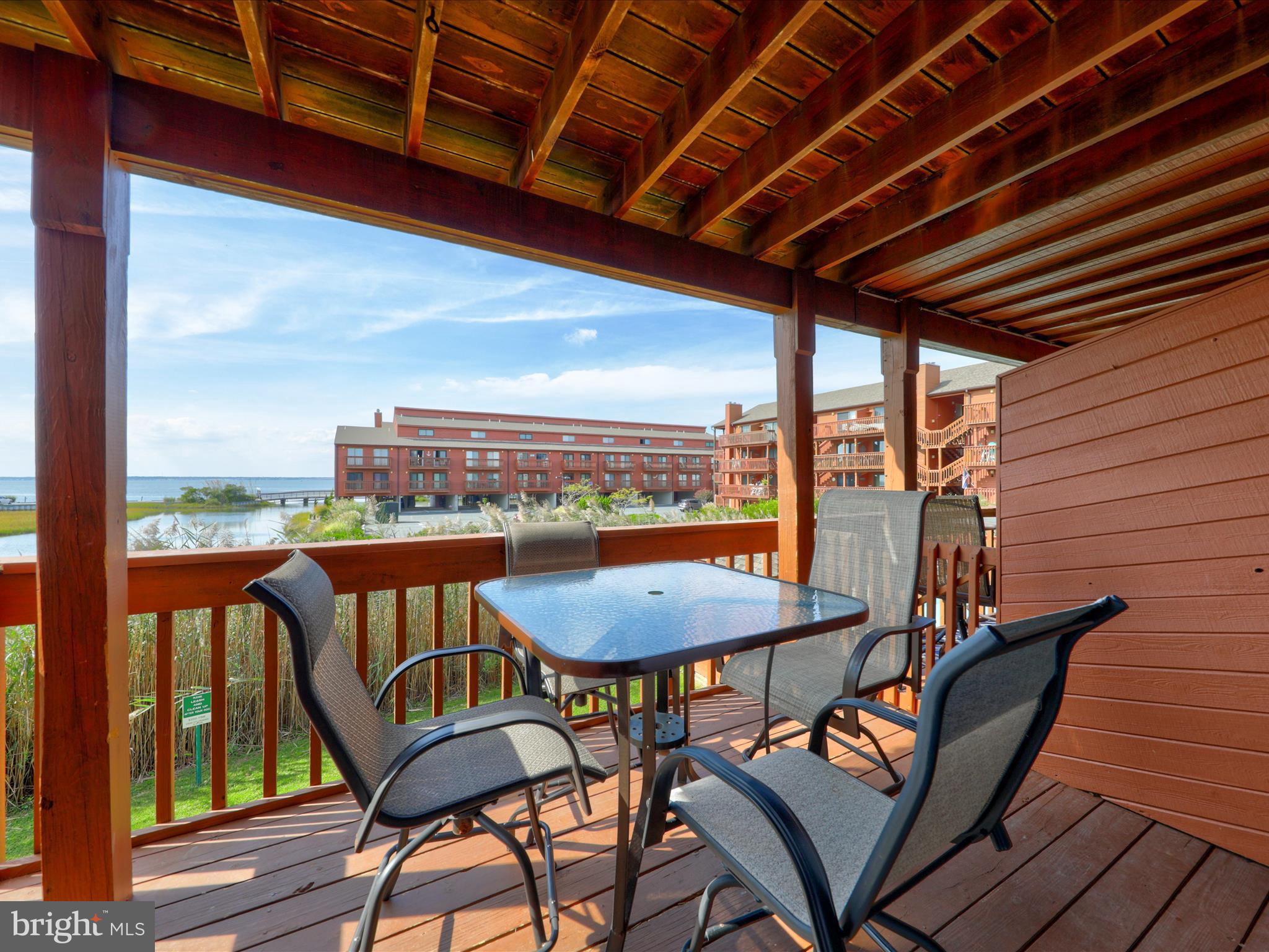 SUNSET LANDING - Residential