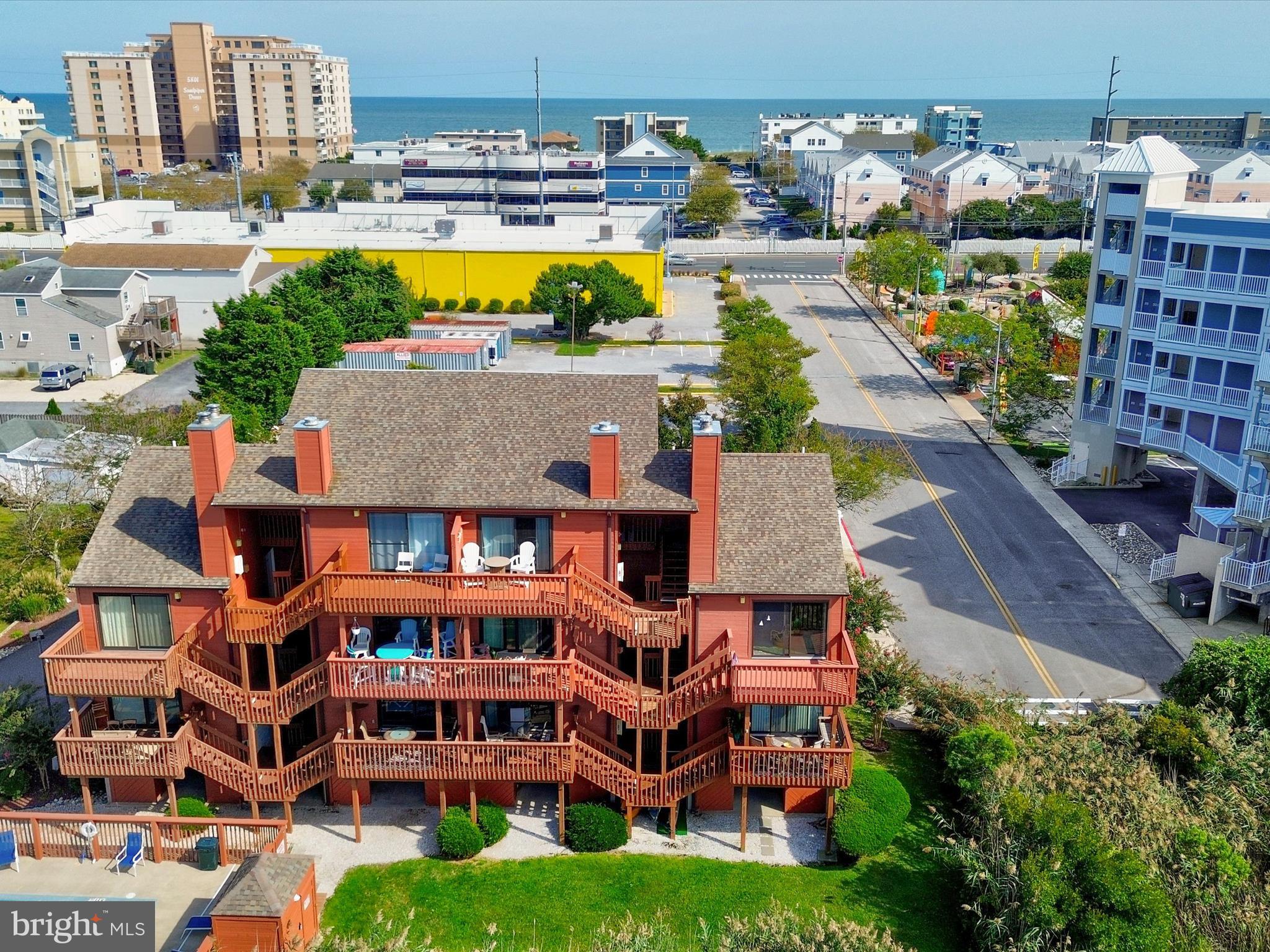 SUNSET LANDING - Residential