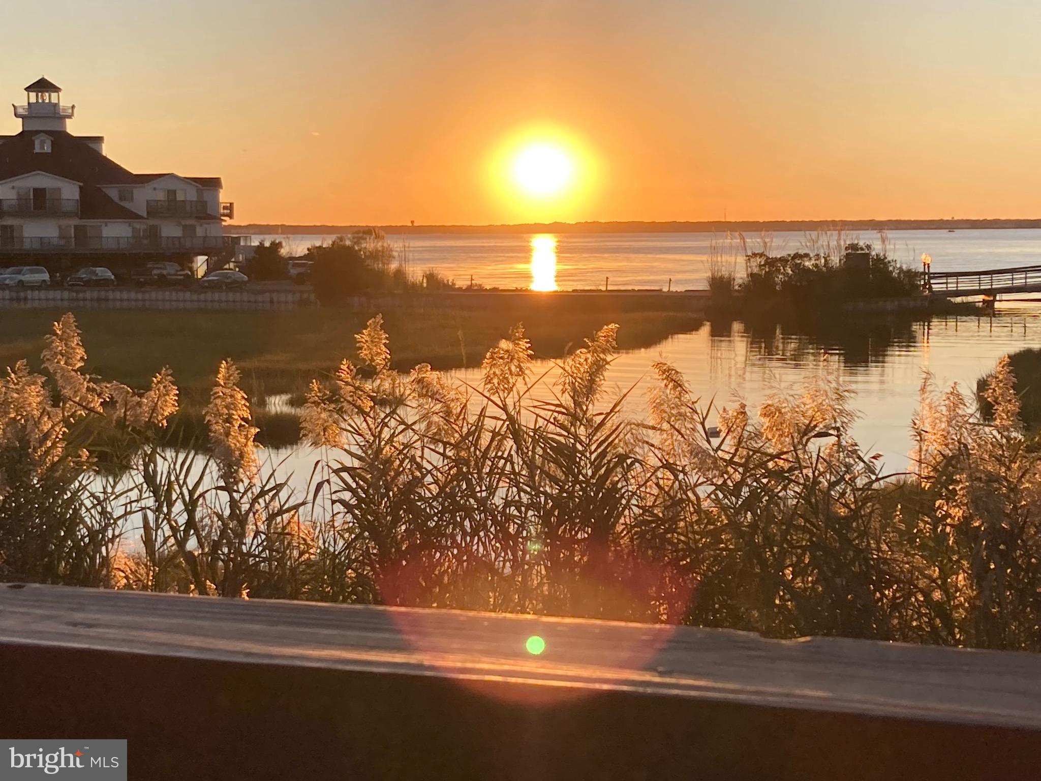 SUNSET LANDING - Residential