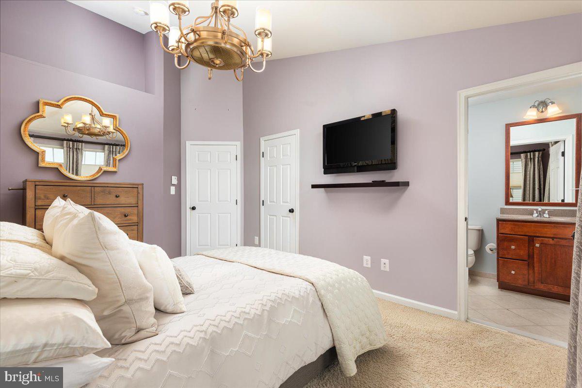 SOUTH RIDING - Residential