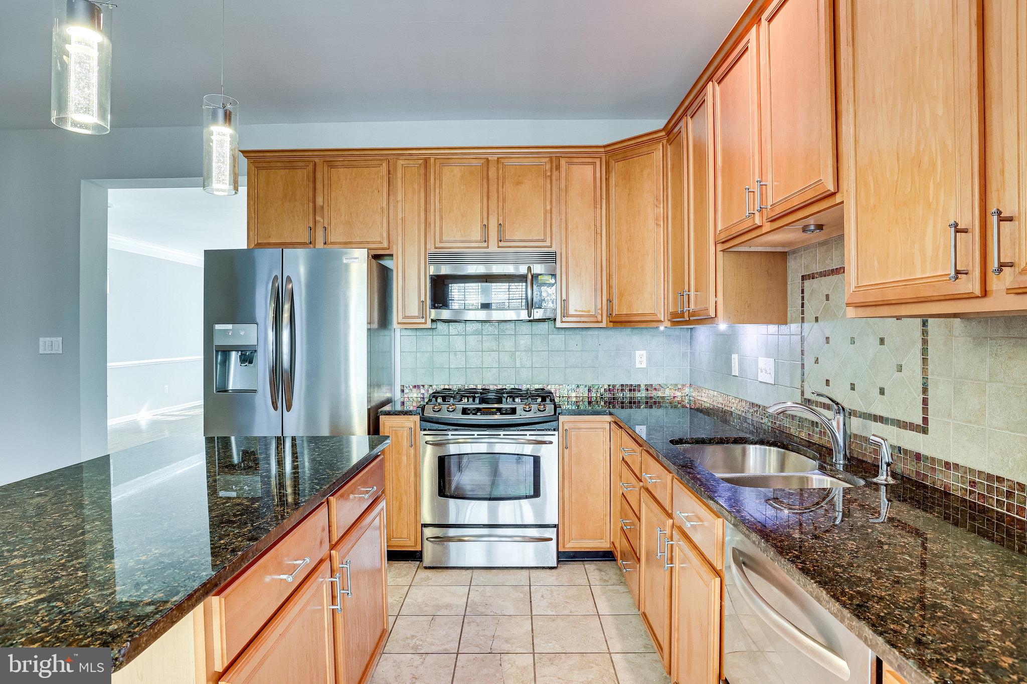 LOUDOUN VALLEY ESTATES - Residential