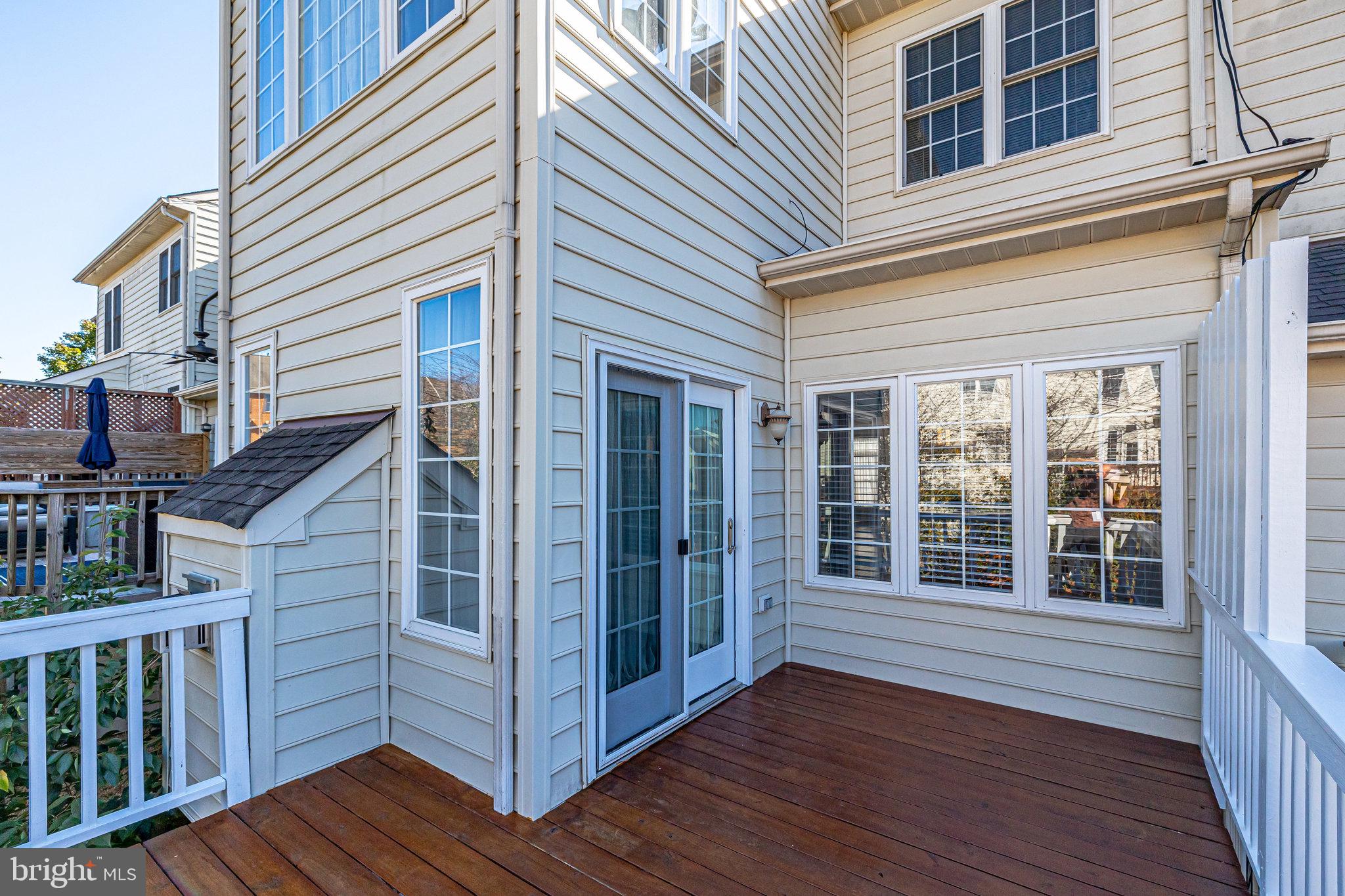 LOUDOUN VALLEY ESTATES - Residential