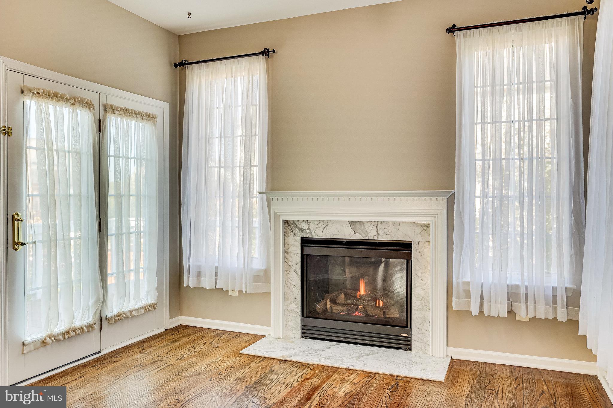 LOUDOUN VALLEY ESTATES - Residential