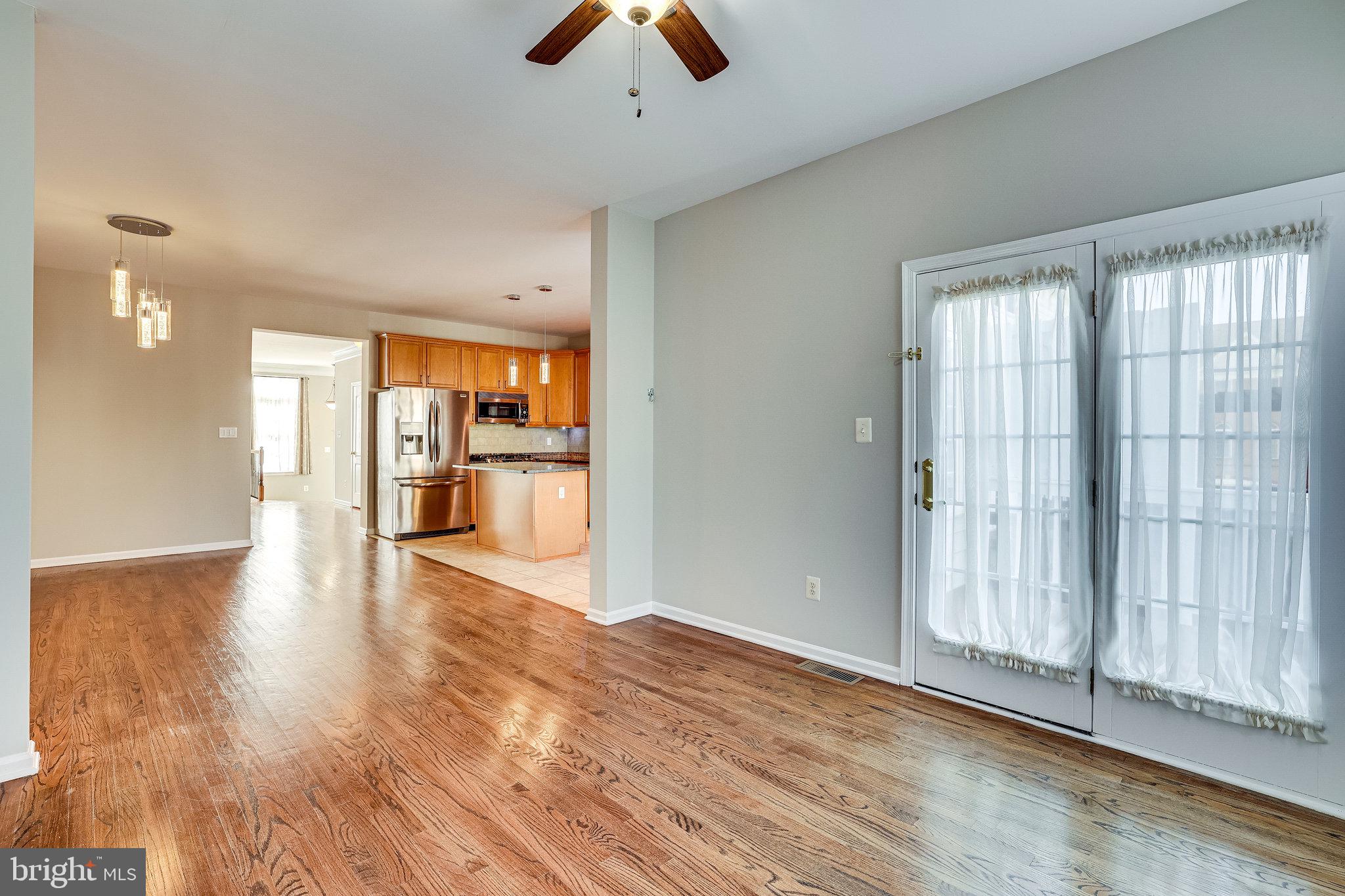 LOUDOUN VALLEY ESTATES - Residential