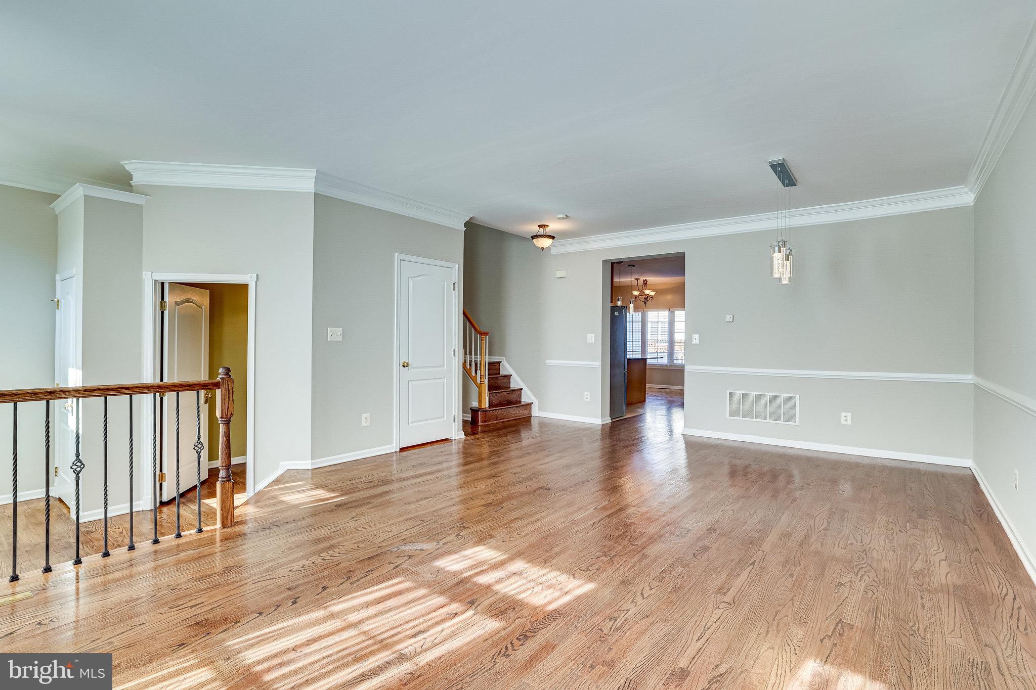 LOUDOUN VALLEY ESTATES - Residential