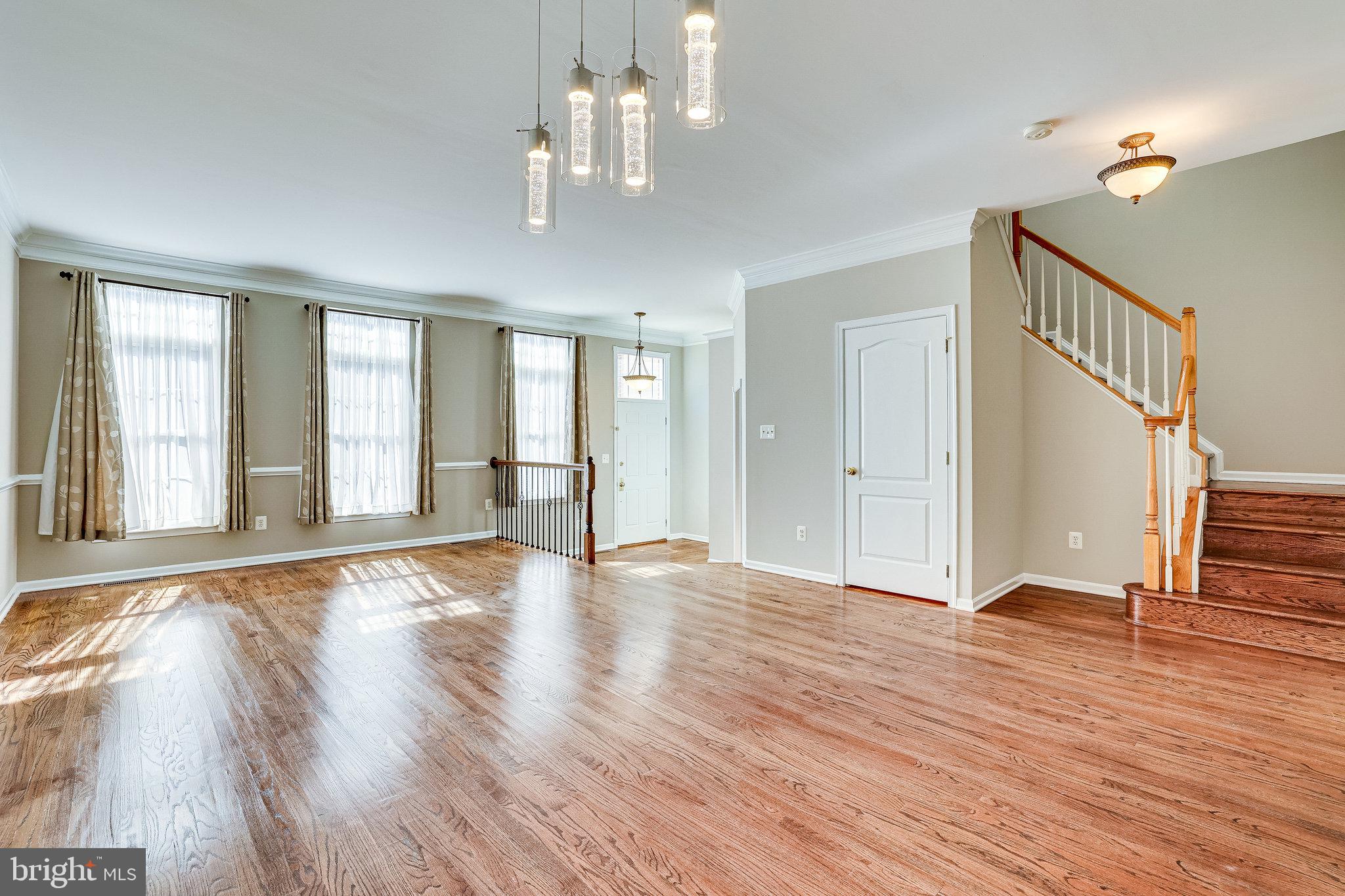 LOUDOUN VALLEY ESTATES - Residential