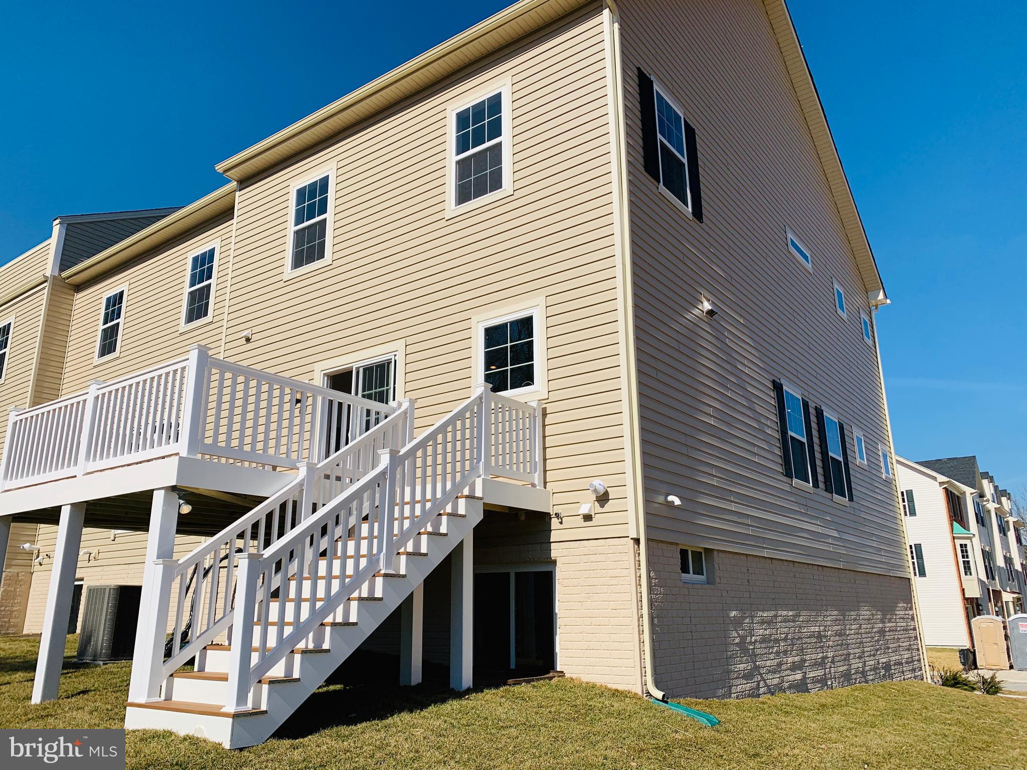 CREEKSTONE VILLAGE - Residential