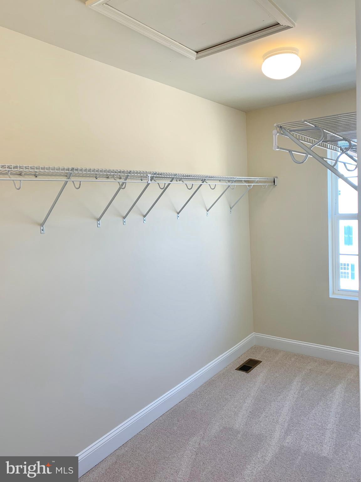 CREEKSTONE VILLAGE - Residential