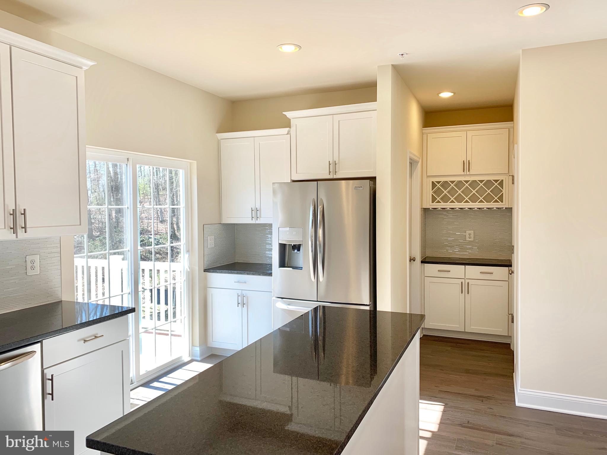 CREEKSTONE VILLAGE - Residential