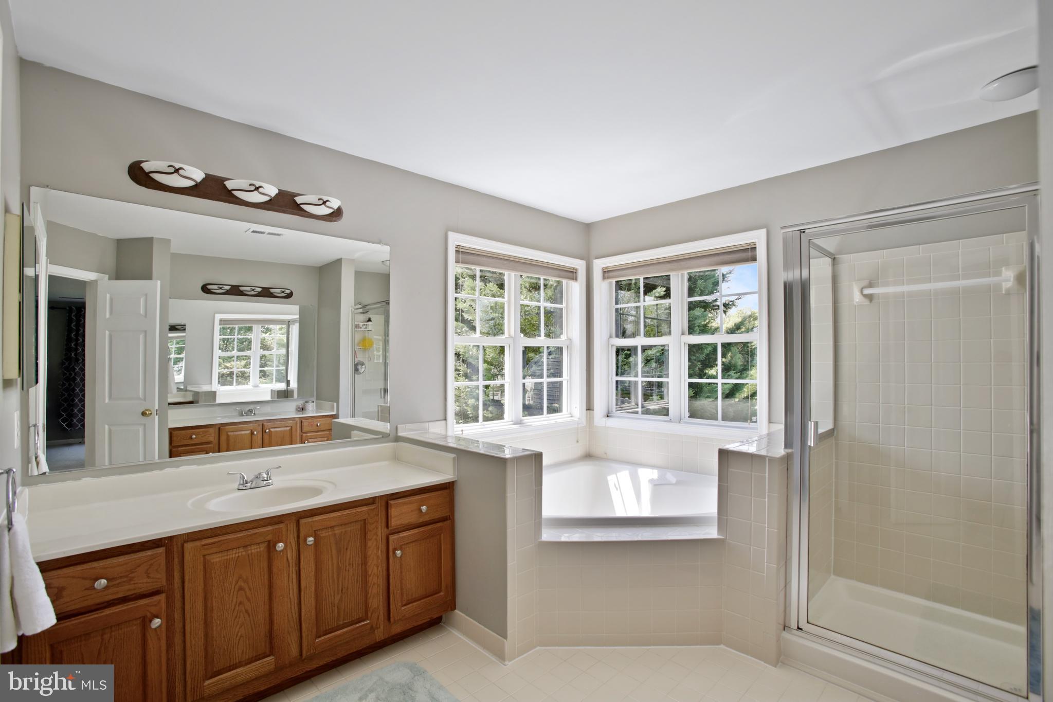 BRIDLEWOOD MANOR - Residential