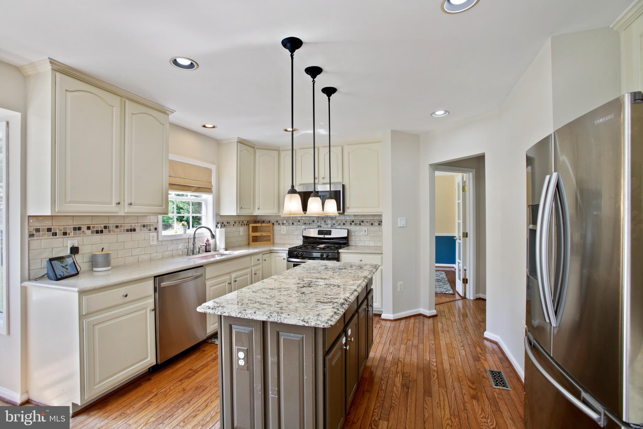 BRIDLEWOOD MANOR - Residential