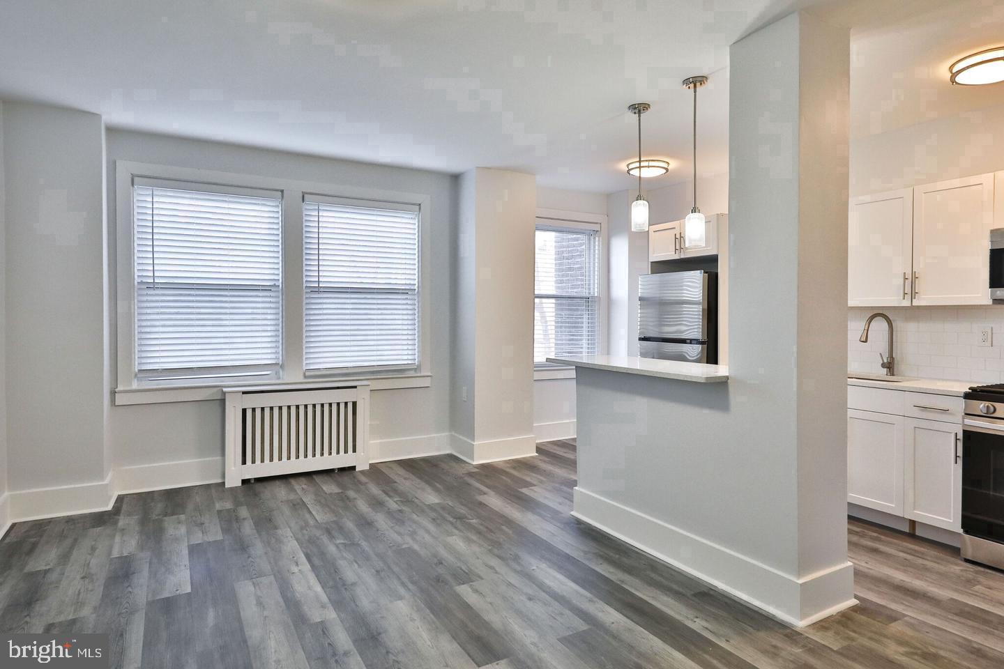 4247 LOCUST STREET 113