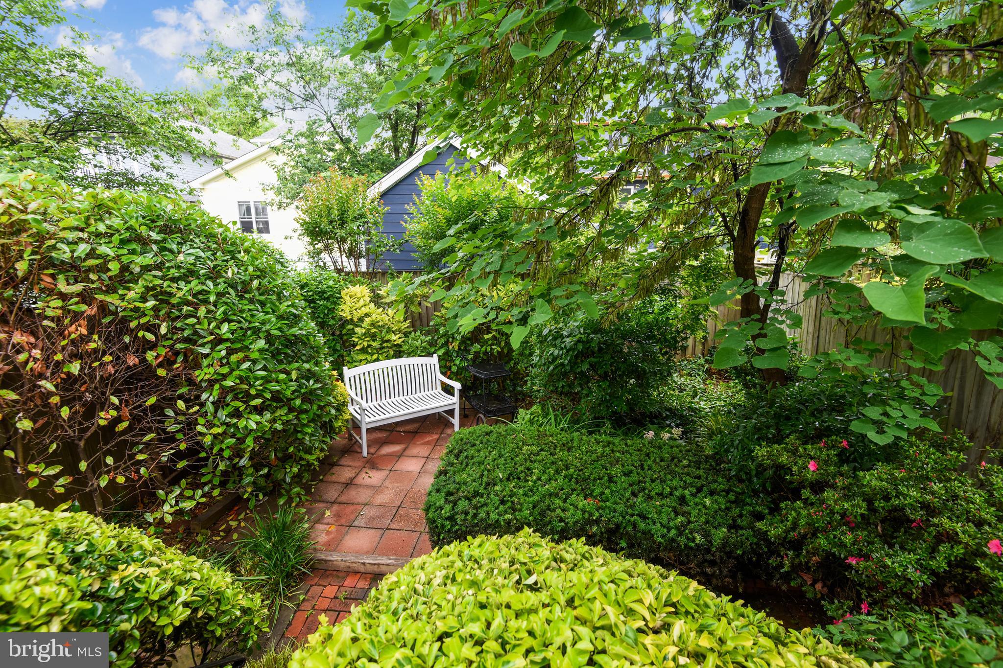 DEL RAY - Residential