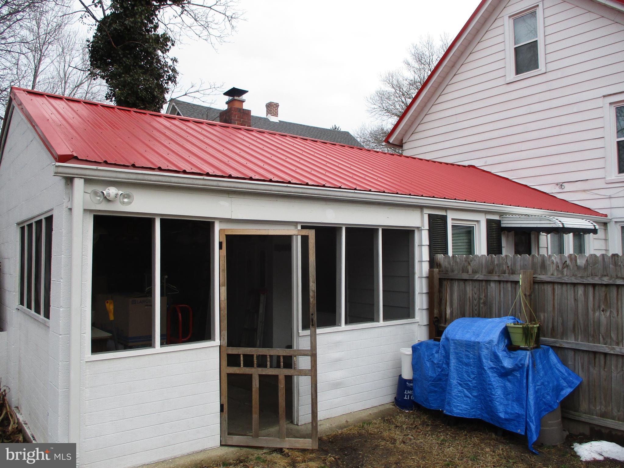 DENTON AREA - Residential