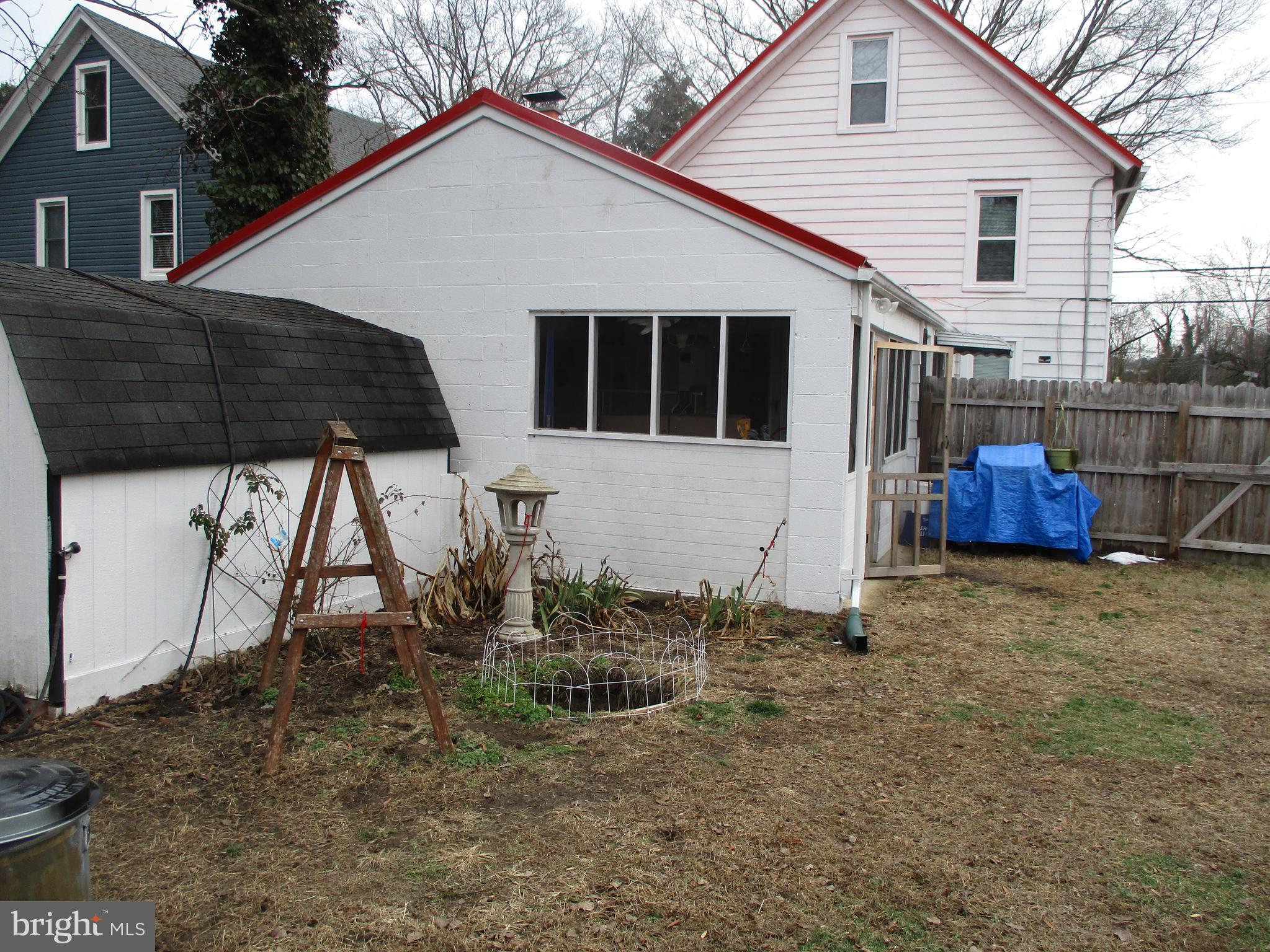 DENTON AREA - Residential