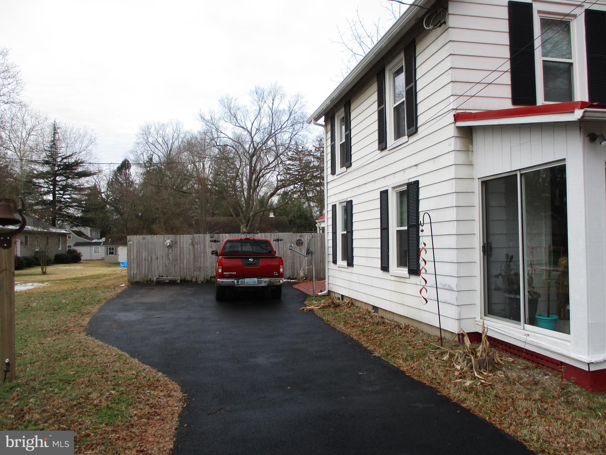 DENTON AREA - Residential