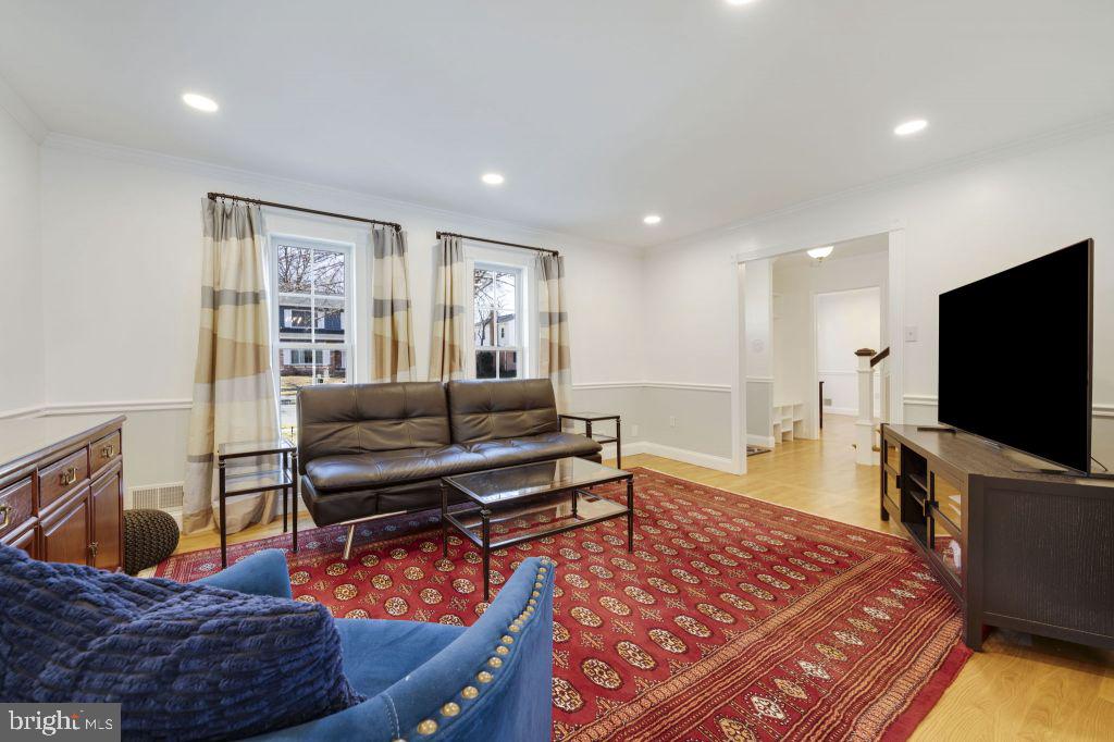 EUDORA - Residential