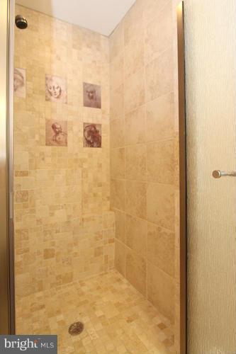 LINDSAY PARK - Residential