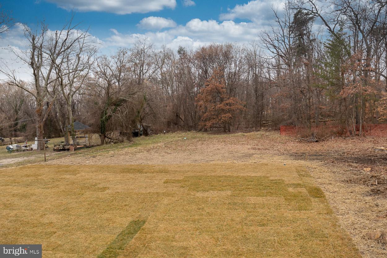 CARNEY GROVE - Residential