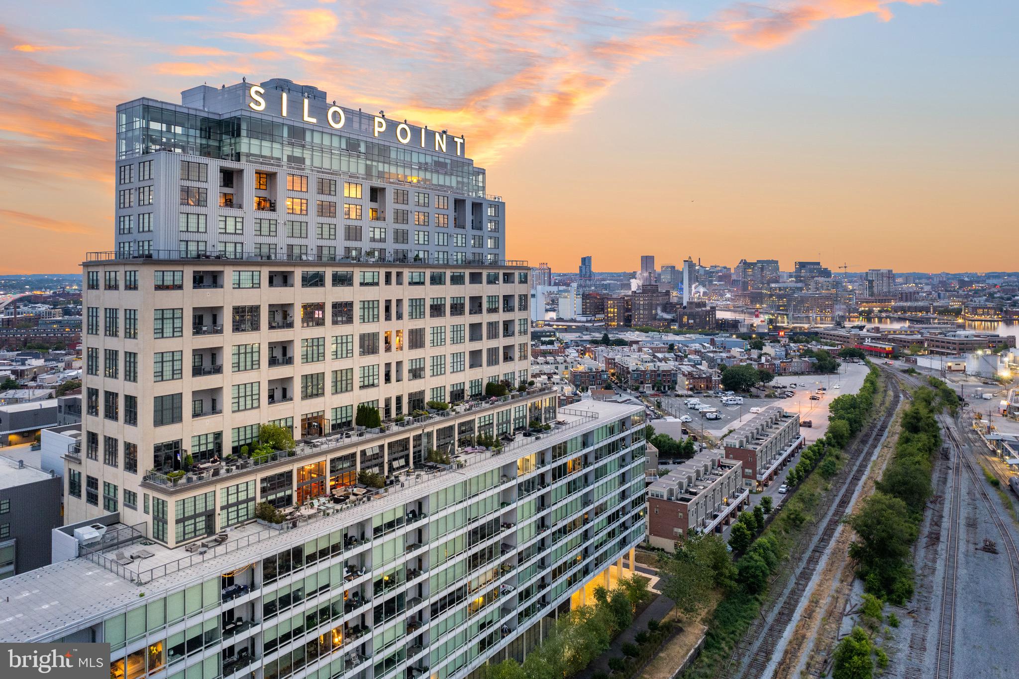 LOCUST POINT - Residential