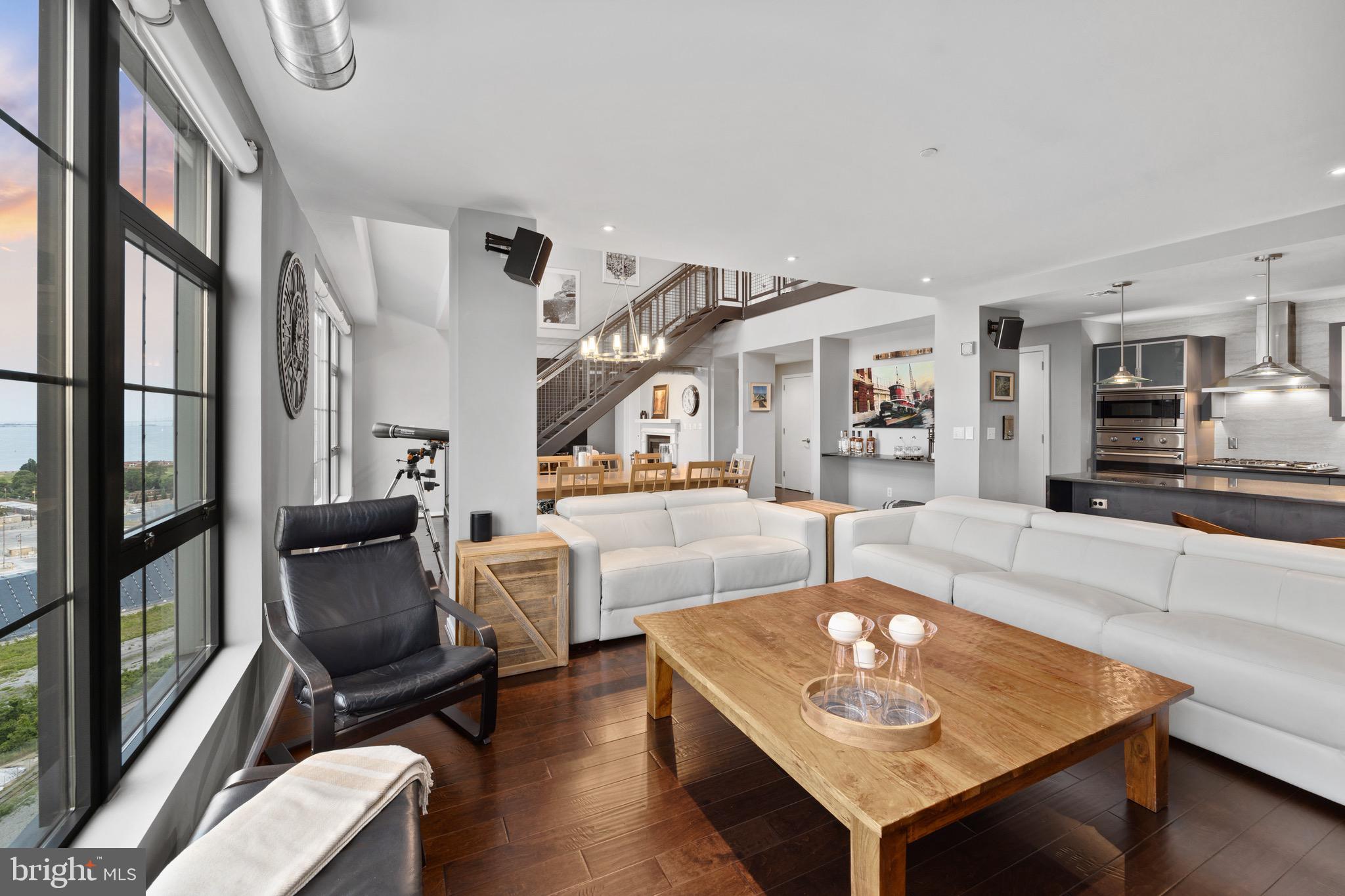 LOCUST POINT - Residential