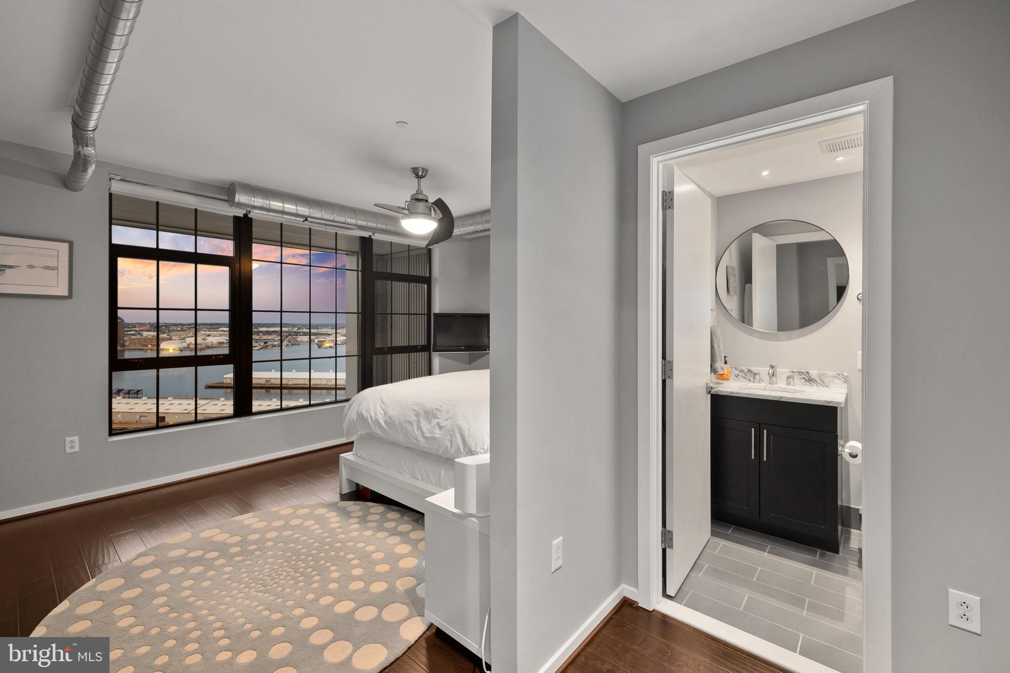 LOCUST POINT - Residential