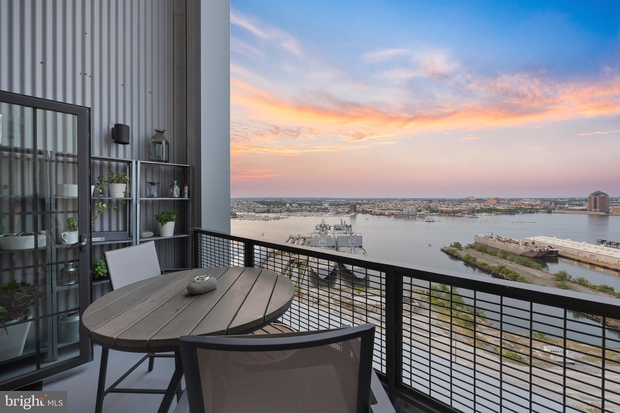 LOCUST POINT - Residential