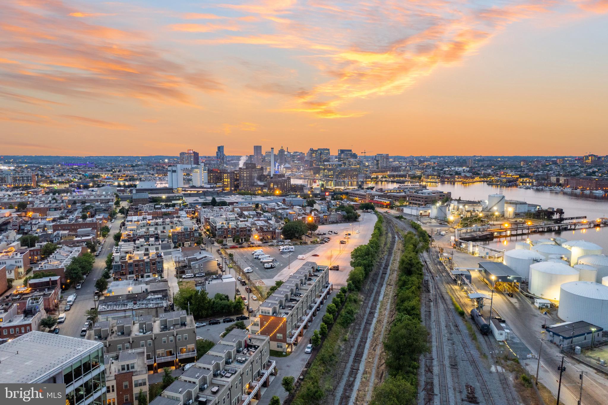 LOCUST POINT - Residential