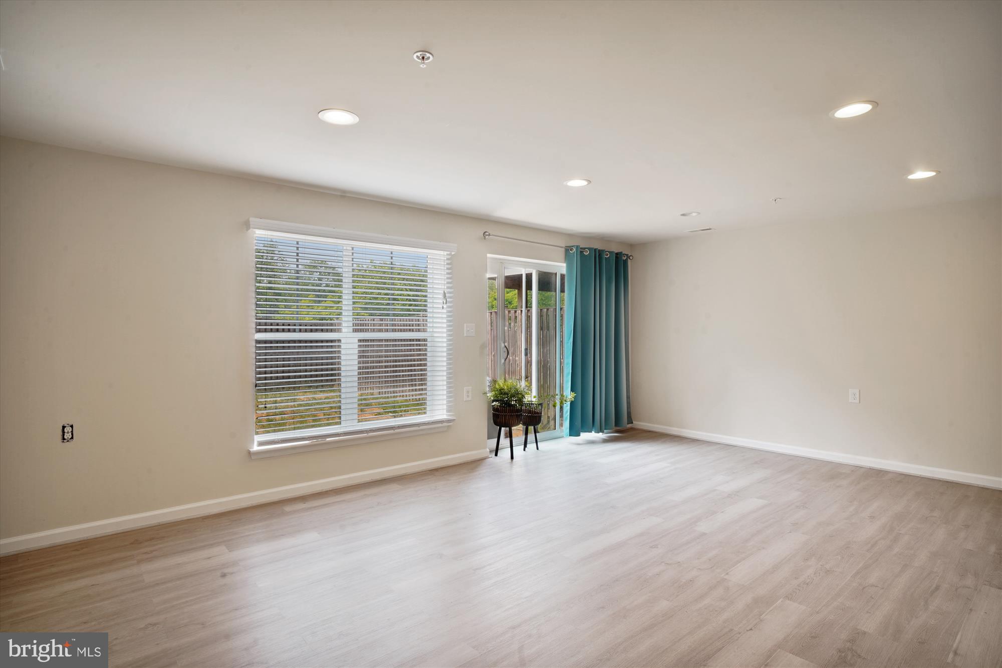 WESTWINDS - Residential