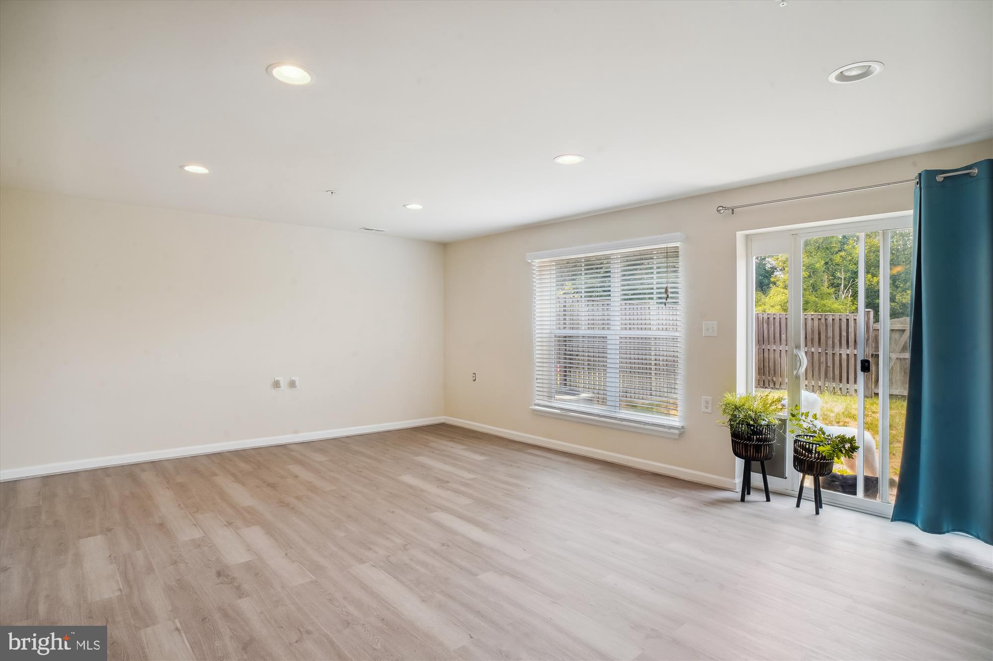 WESTWINDS - Residential