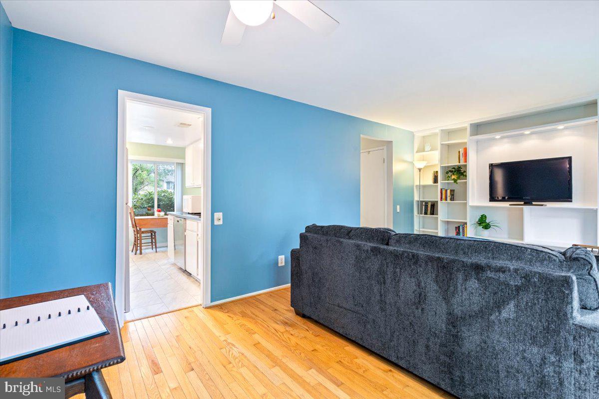 MARYLAND PLACE - Residential