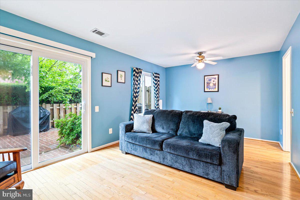 MARYLAND PLACE - Residential