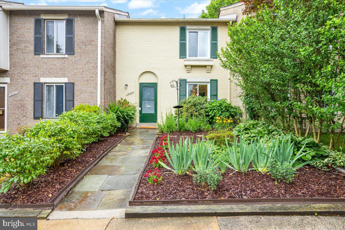 MARYLAND PLACE - Residential