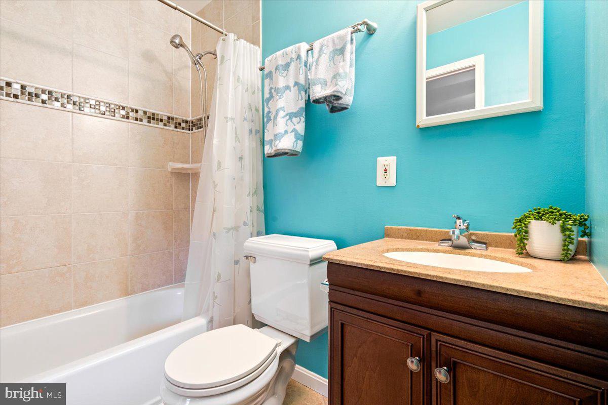 MARYLAND PLACE - Residential