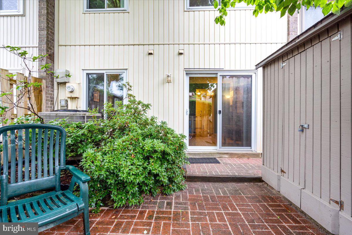 MARYLAND PLACE - Residential