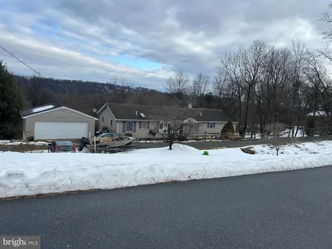 728 Mountain Road, Boyertown, PA MLS: PABK2068270