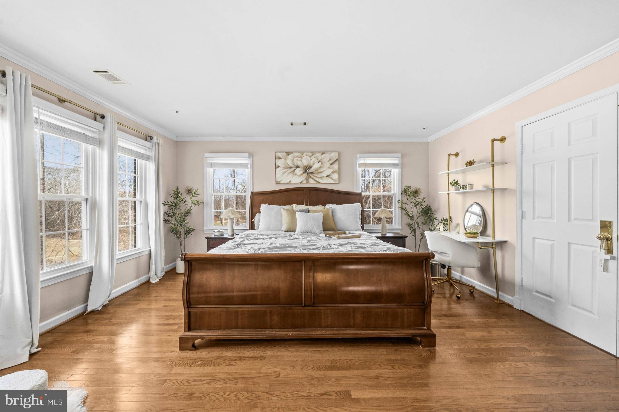 WOODMORE - Residential