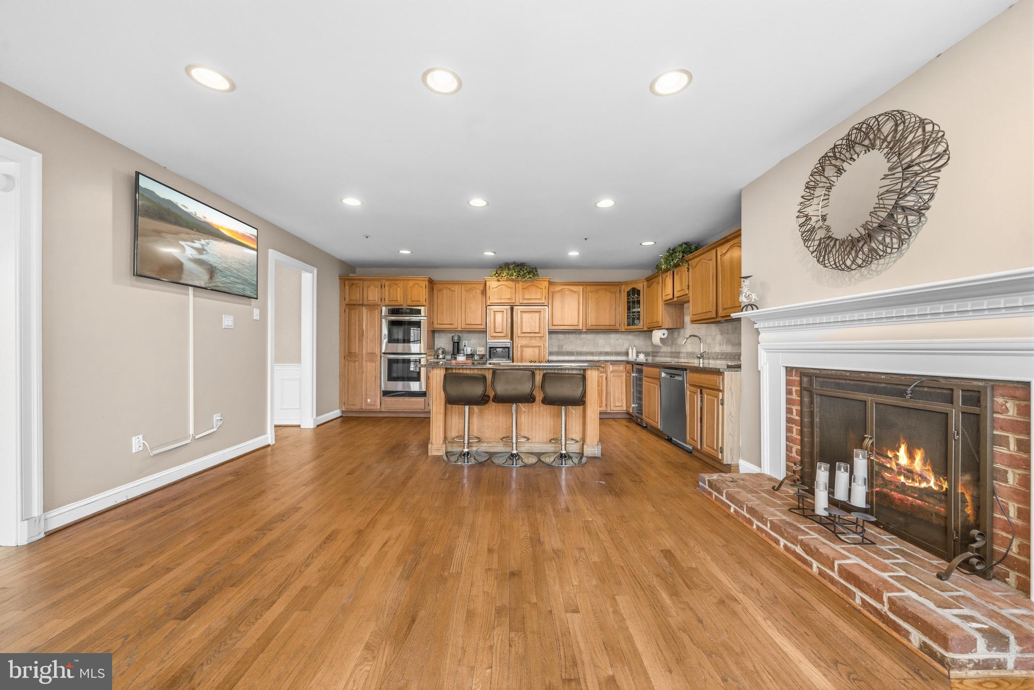 WOODMORE - Residential