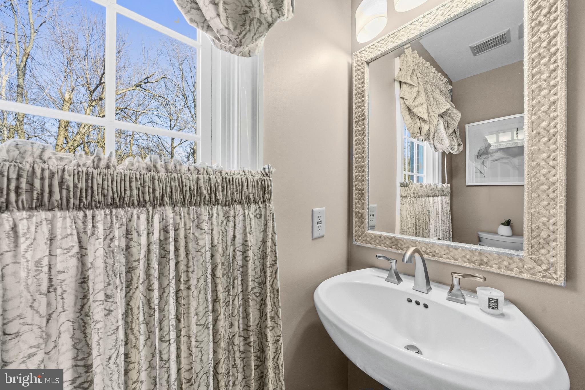 WOODMORE - Residential